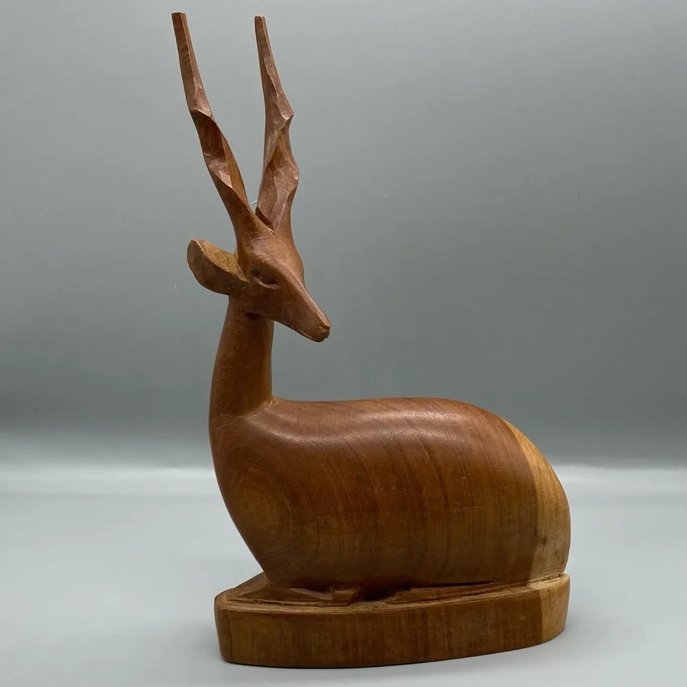 Vintage Wooden Carved Antelope Gazelle Ornament Home Decor Sitting Laying Down - Picture 1 of 7